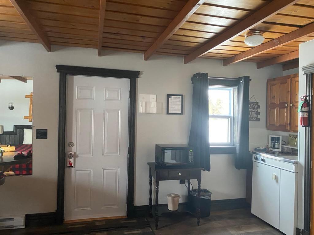 Auberge Micky Inc Edmundston Eksteriør bilde