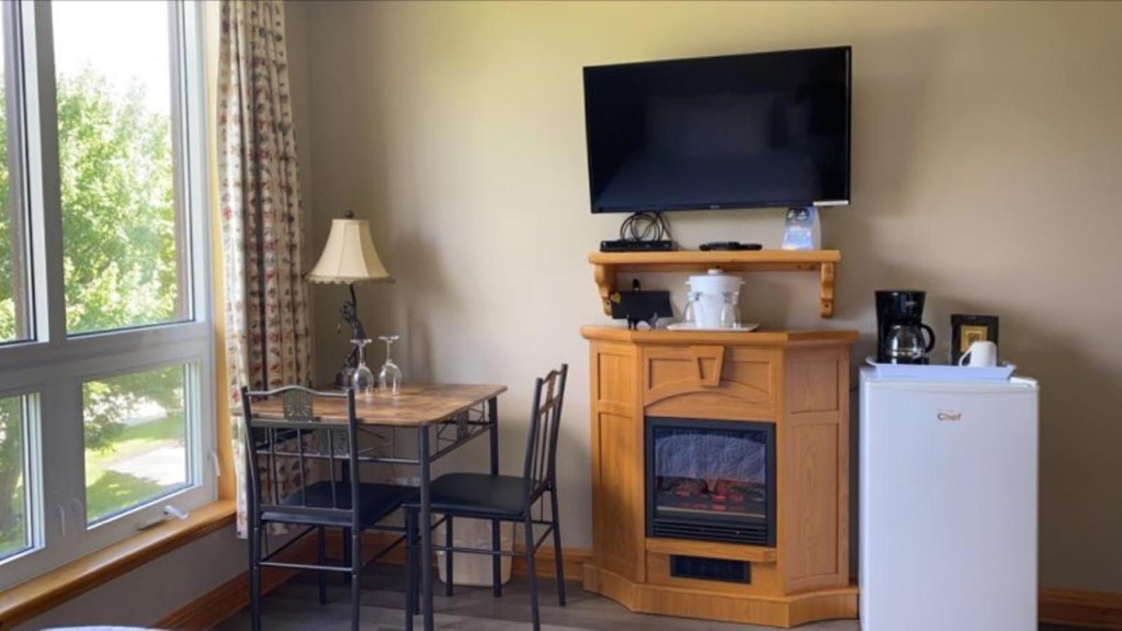 Auberge Micky Inc Edmundston Eksteriør bilde