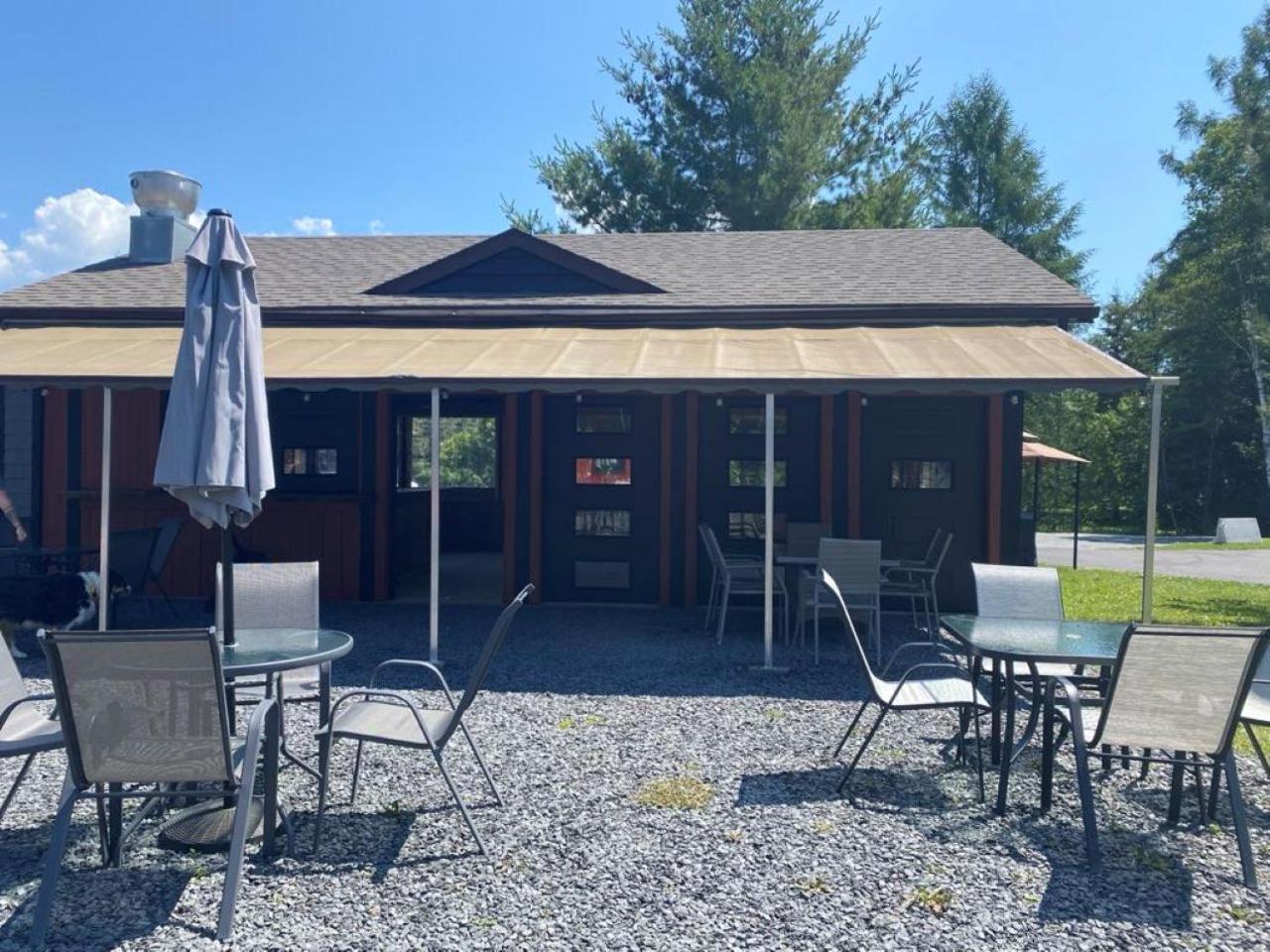 Auberge Micky Inc Edmundston Eksteriør bilde