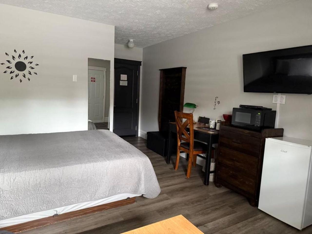 Auberge Micky Inc Edmundston Eksteriør bilde